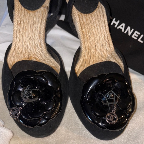 CHANEL Black Espadrille Sandals - Picture 8 of 9